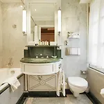 Hotel Luxembourg Parc 4*