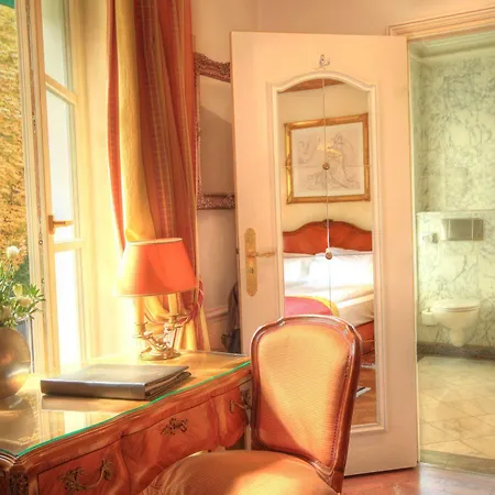 Hotel Luxembourg Parc 4*